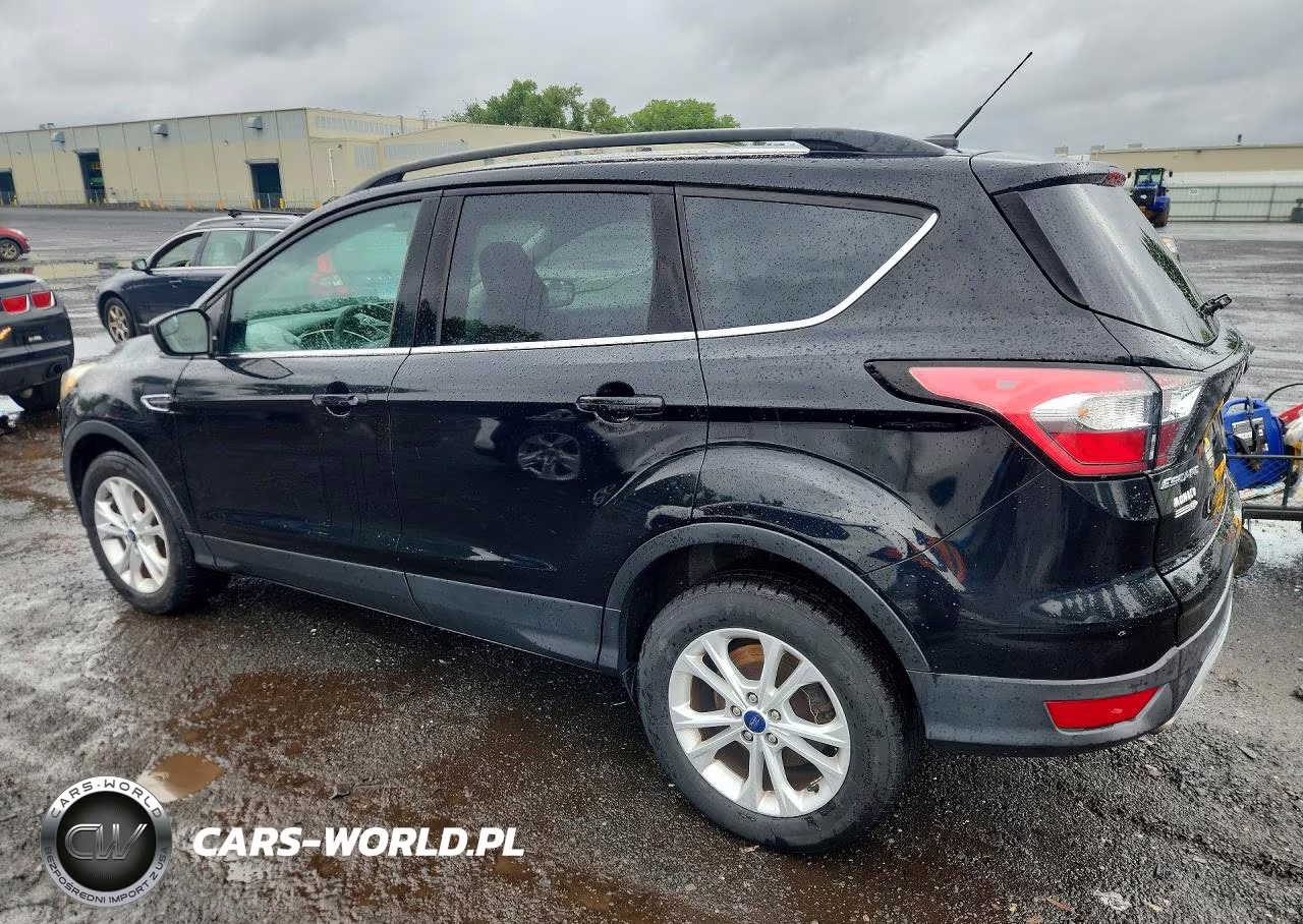 2018 Ford Escape Se VIN:1FMCU9GDXJUB17136 - 2