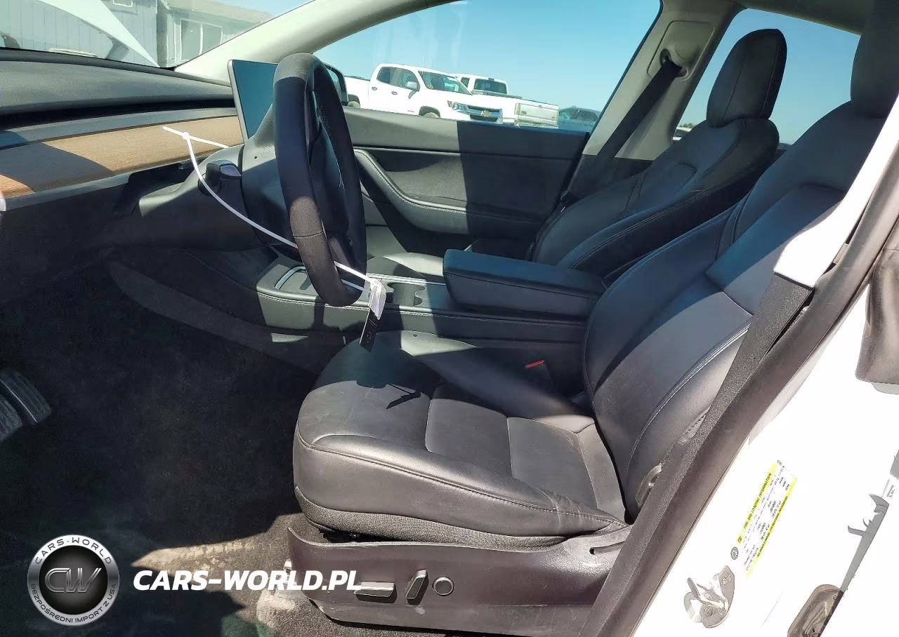 2021 Tesla Model Y VIN:5YJYGDEE1MF301653 - 7