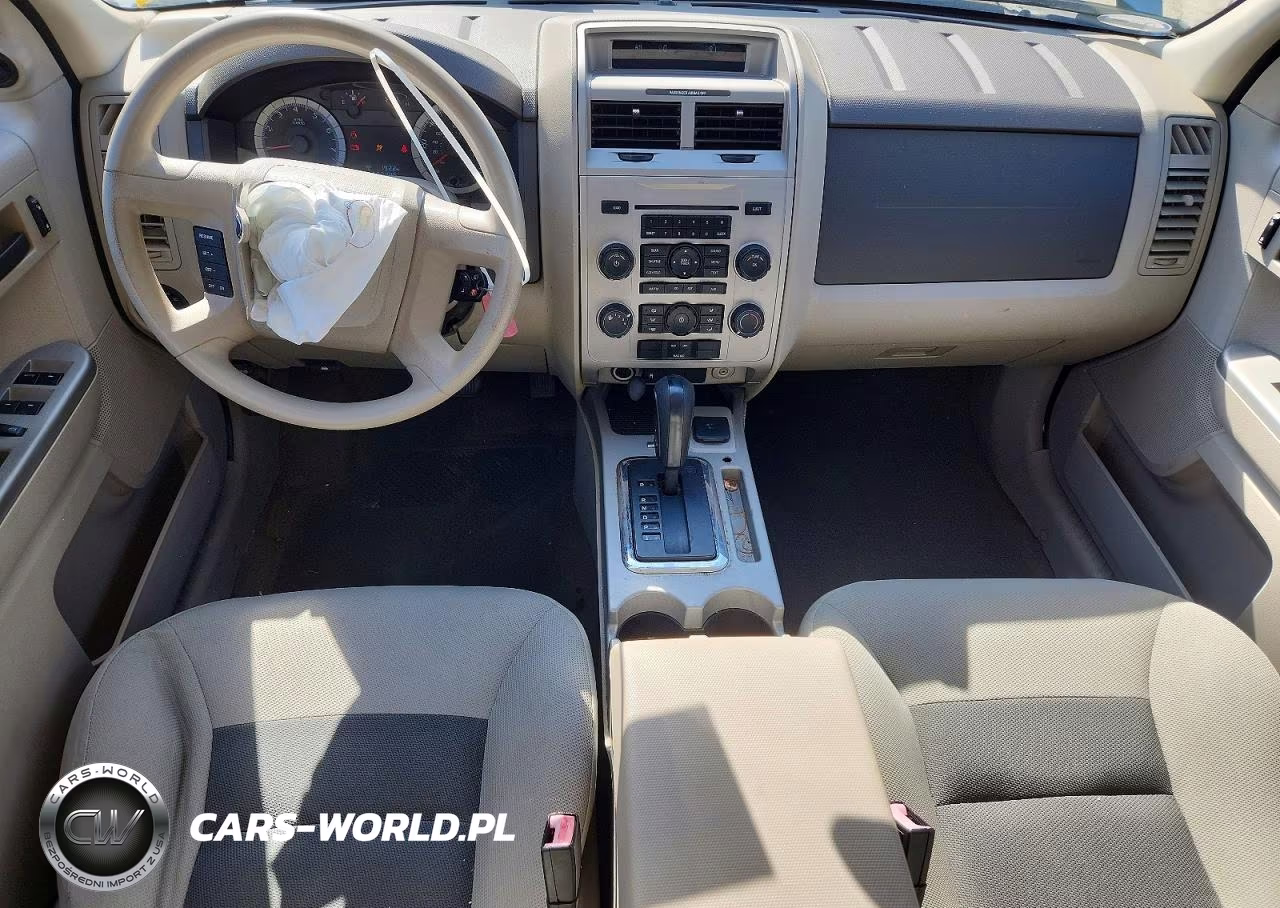 2008 Ford Escape Xlt VIN:1FMCU93138KE58802 - 8