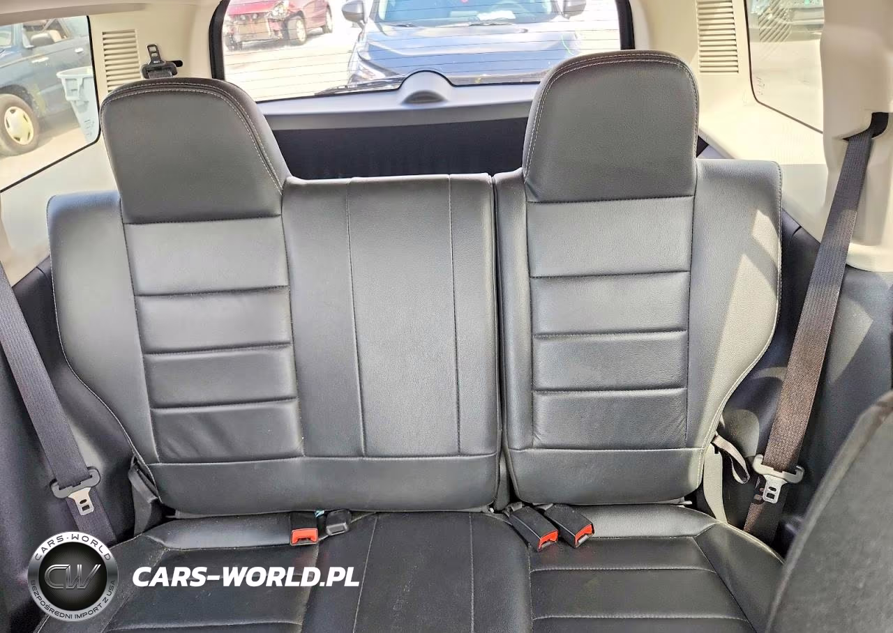 2016 Jeep Patriot Latitude VIN:1C4NJPFA6GD507063 - 10