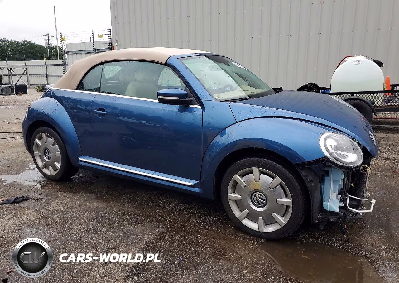 2018 Volkswagen Beetle S VIN:3VW5DAAT4JM518178 - 4