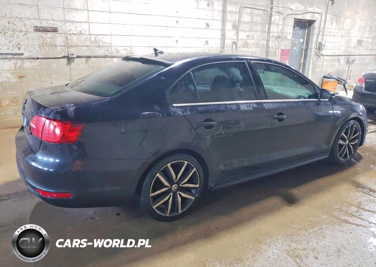 2012 Volkswagen Jetta Gli VIN:3VW467AJ9CM369793 - 3