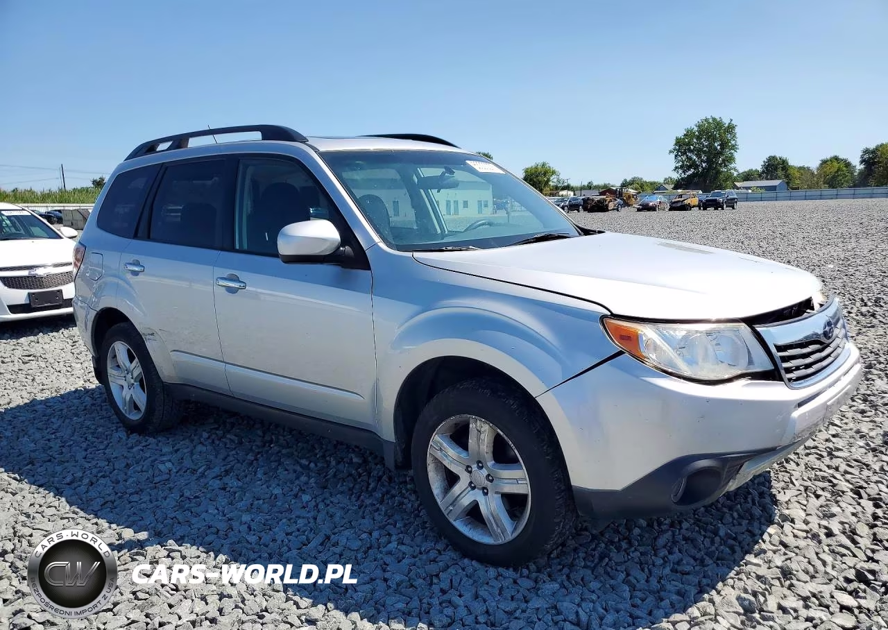 2010 Subaru Forester 2.5X Premium VIN:JF2SH6CC9AH790235 - 4