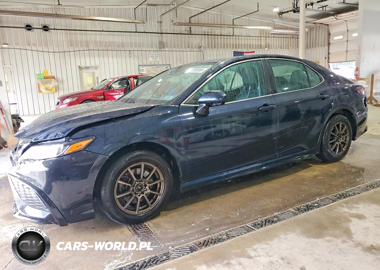 2021 Toyota Camry Se – zdjęcie 1 z 12
