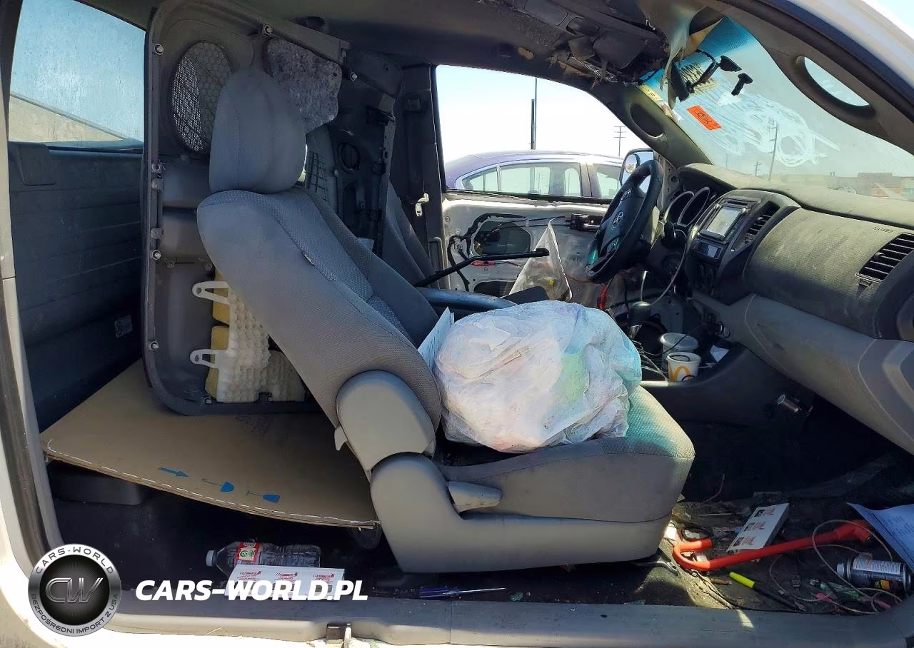 2015 Toyota Tacoma Base VIN:5TFTX4CN8FX065248 - 10