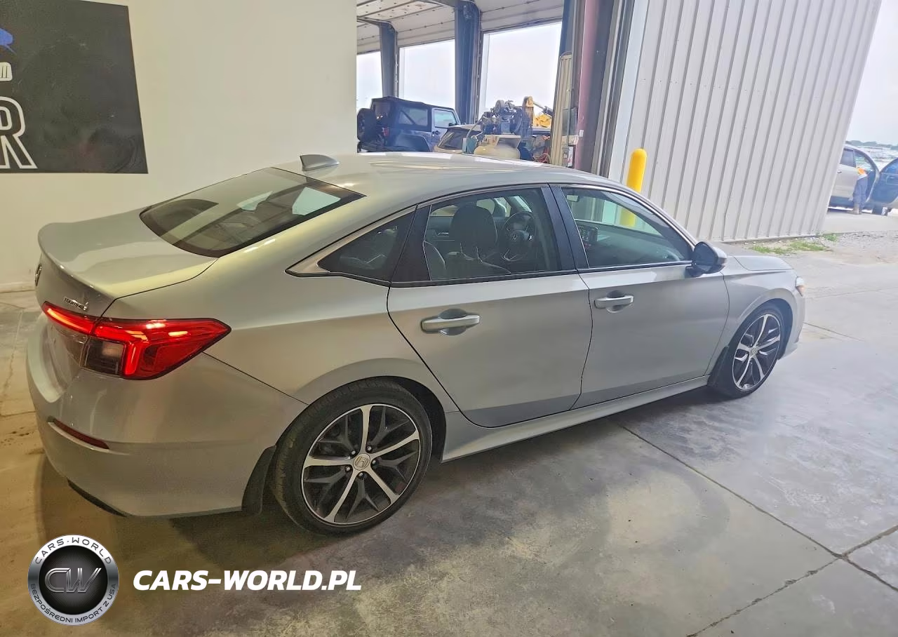 2022 Honda Civic Touring VIN:2HGFE1F9XNH300883 - 3