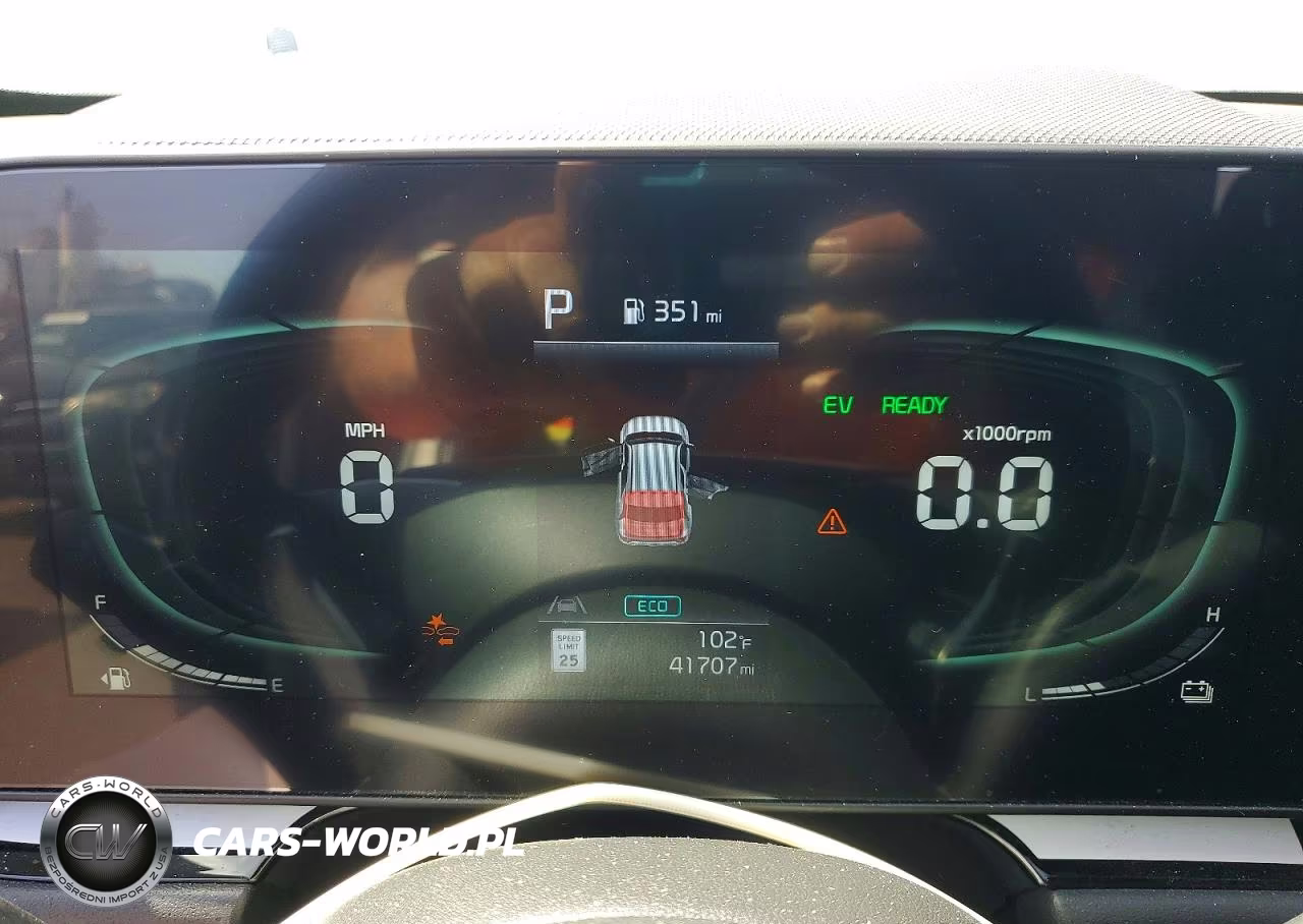 2025 Kia Niro Sx VIN:KNDCT3LE4S5218736 - 9