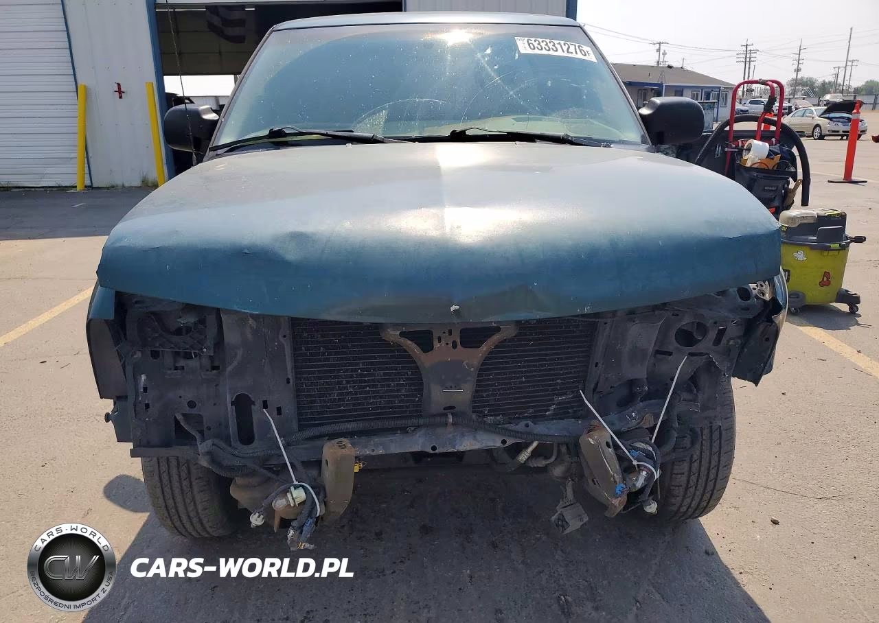 1998 Chevrolet S Truck S10 VIN:1GCCS19X8W8236094 - 5