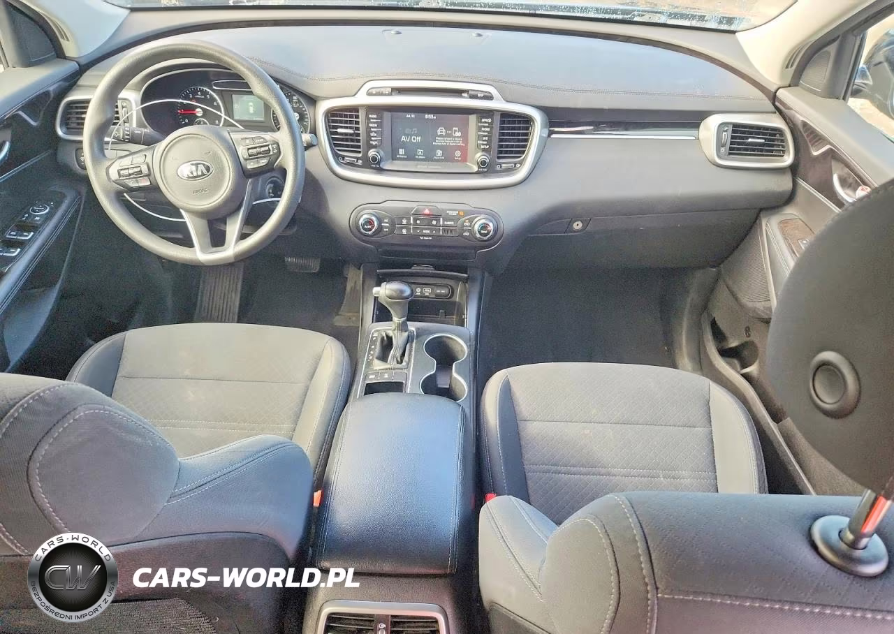2018 Kia Sorento Lx VIN:5XYPGDA37JG408985 - 8
