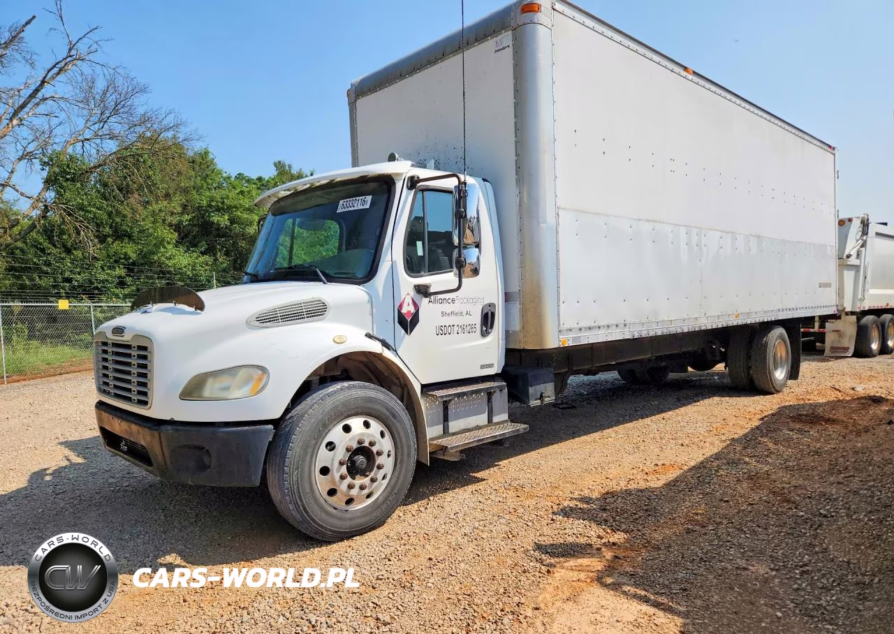 2006 Freightliner Business Class M2 Box Truck