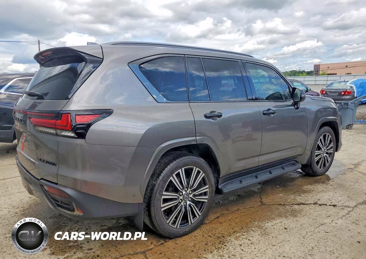 2026 Lexus Lx 700H Luxury VIN:JTJGD7CX4T4011453 - 3