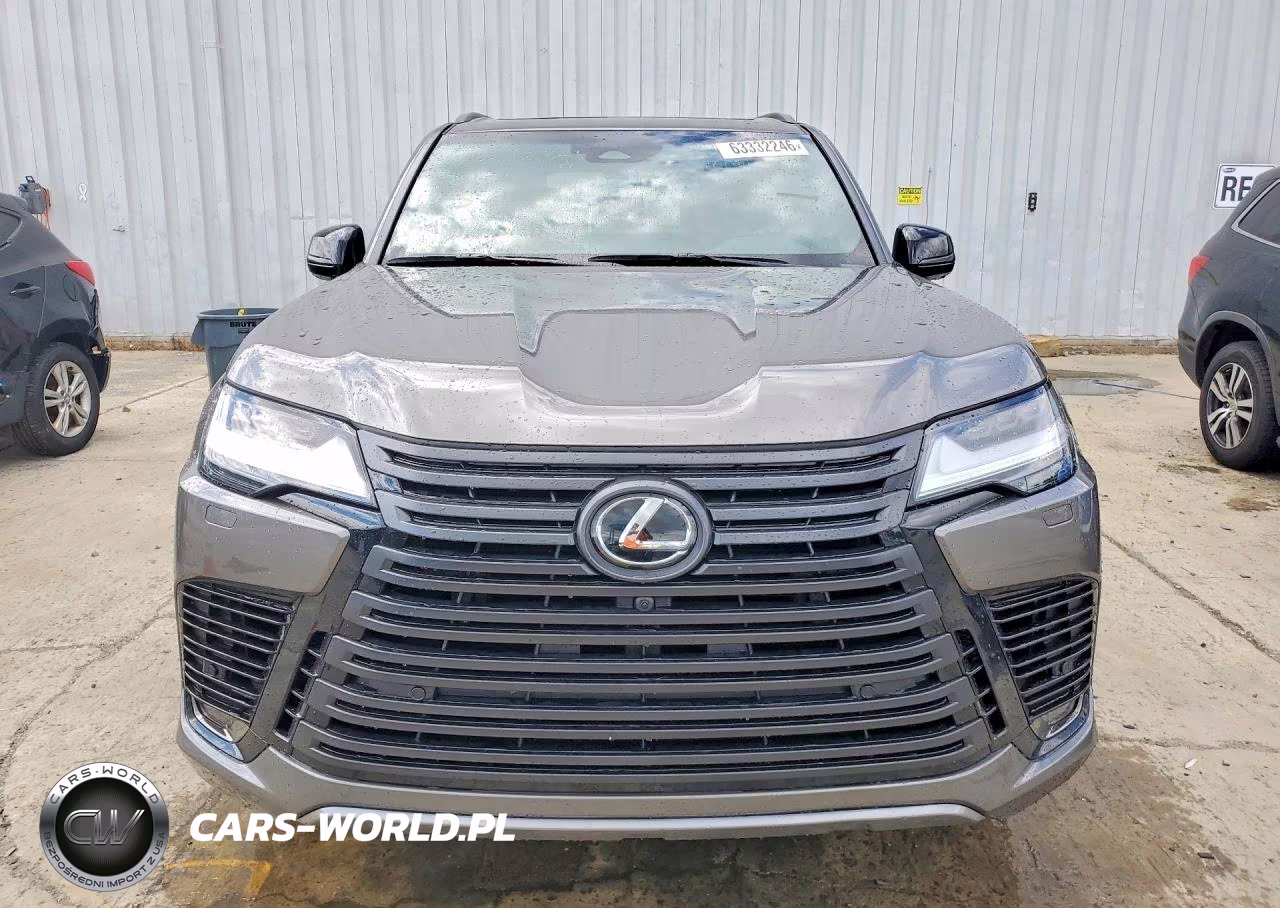 2026 Lexus Lx 700H Luxury VIN:JTJGD7CX4T4011453 - 5