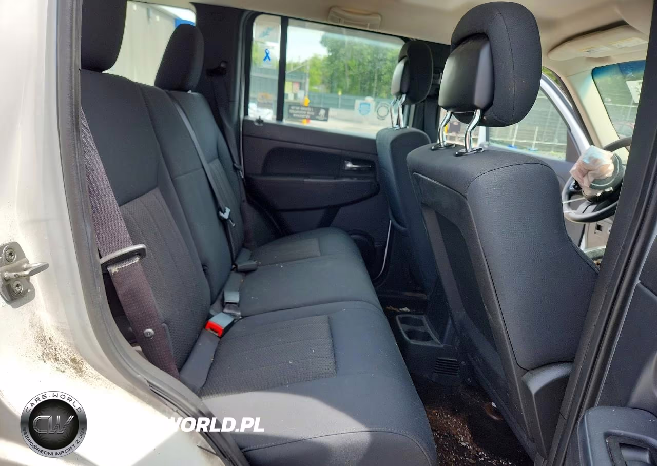 2012 Jeep Liberty Sport VIN:1C4PJLAKXCW213228 - 11