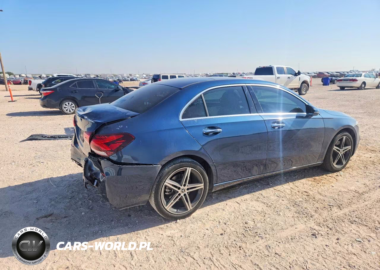 2022 Mercedes-Benz A 220 VIN:W1K3G4EB1NJ356894 - 3