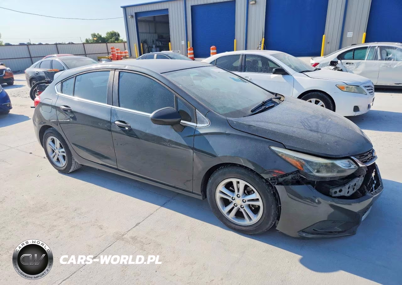 2017 Chevrolet Cruze Lt VIN:3G1BE6SM2HS567840 - 4
