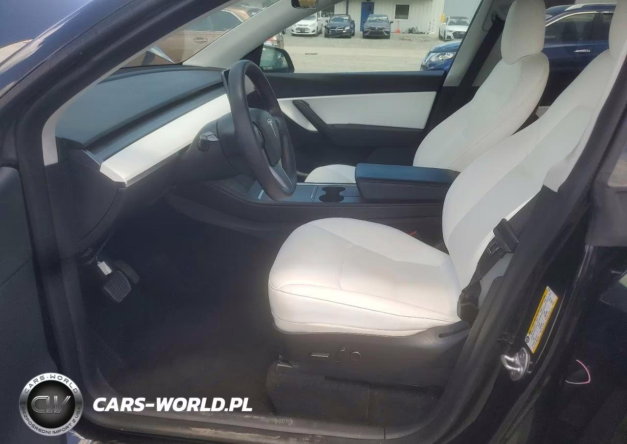 2021 Tesla Model Y VIN:5YJYGDEE1MF197746 - 7