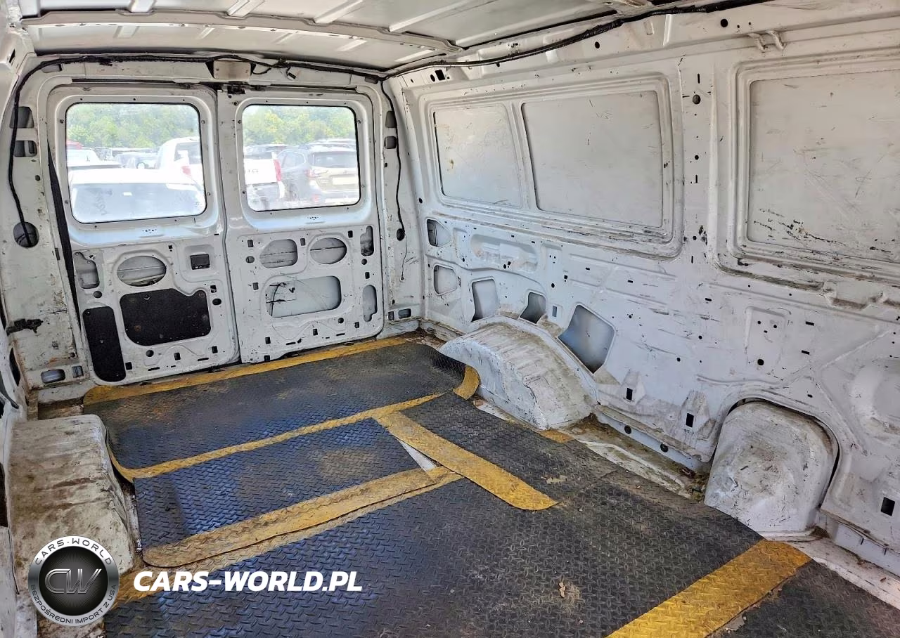 2005 Ford Econoline E150 Van VIN:1FTRE14W35HA01438 - 10