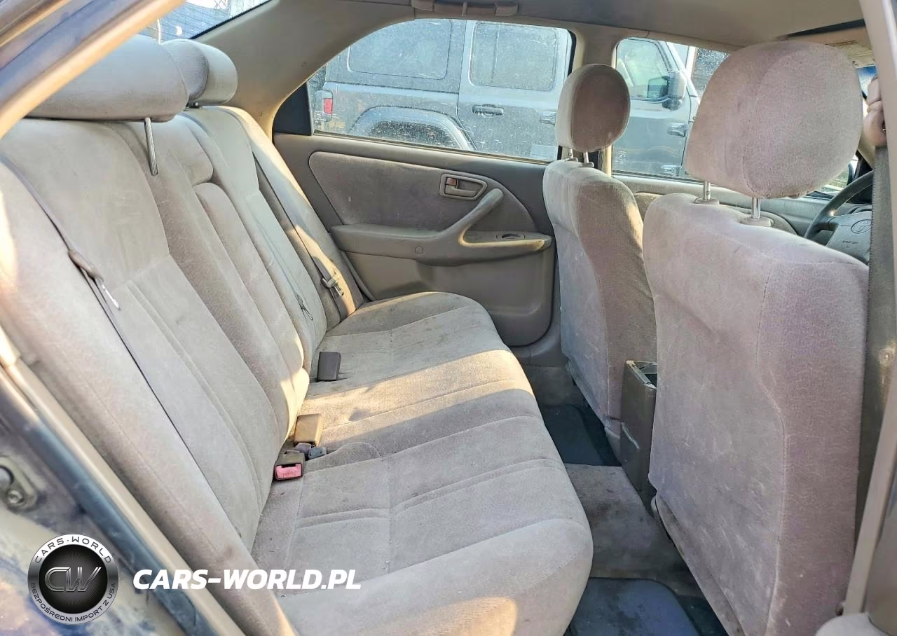 1999 Toyota Camry Le VIN:JT2BG22K6X0308758 - 10