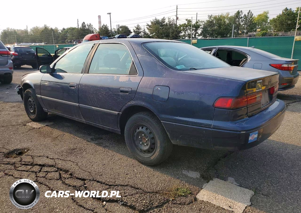 1999 Toyota Camry Le VIN:JT2BG22K6X0308758 - 2
