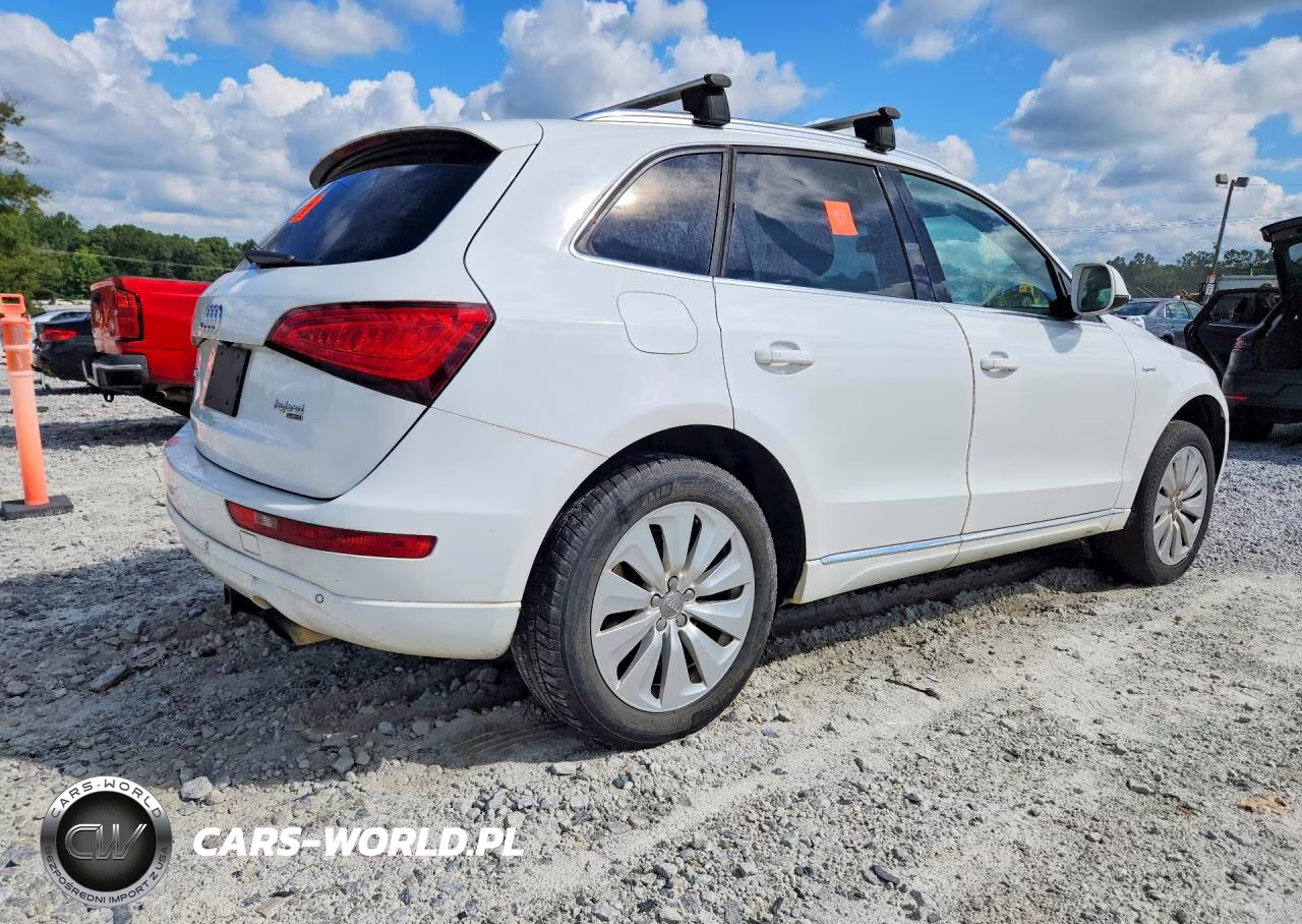 2013 Audi Q5 Premium Hybrid VIN:WA1C8AFP4DA002439 - 3