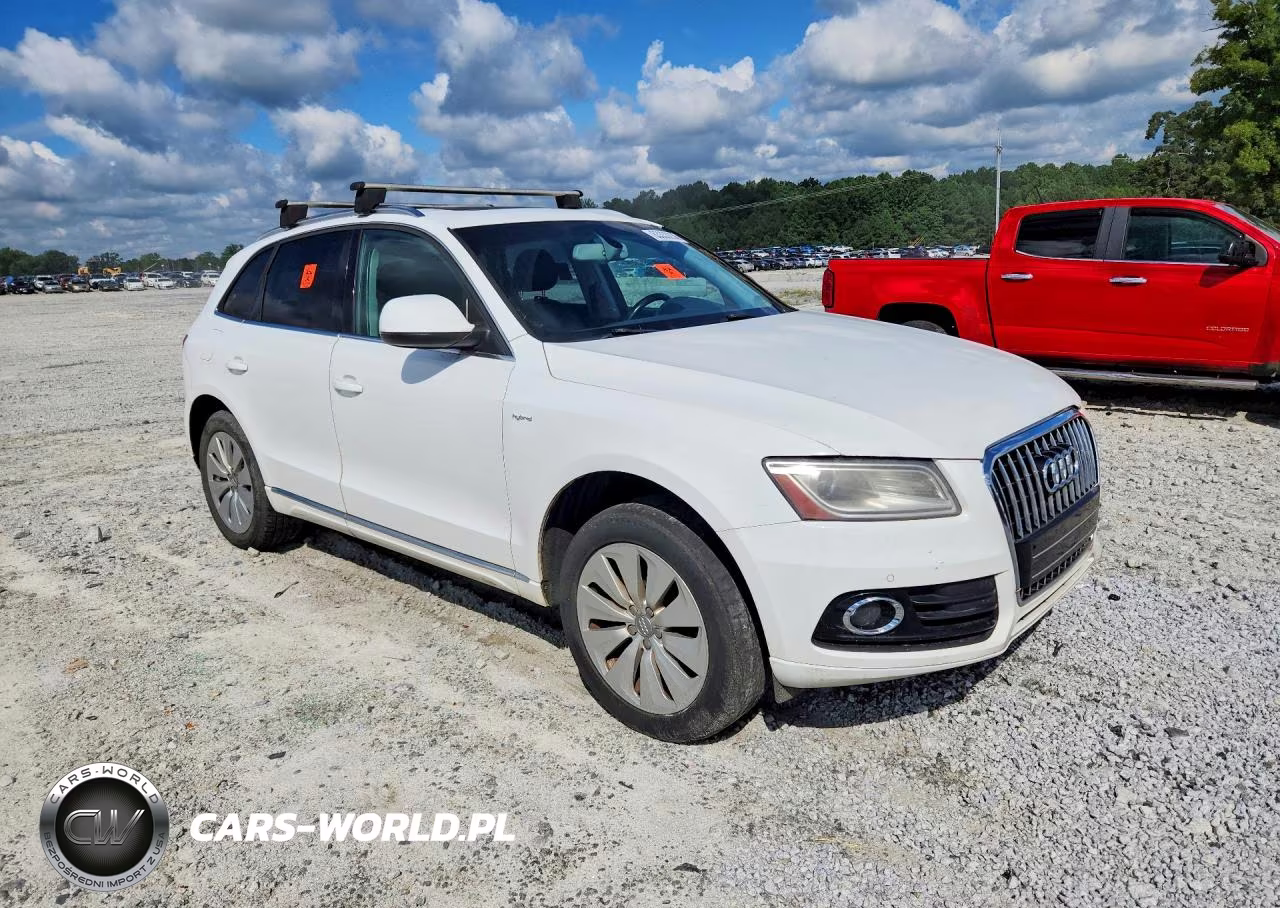 2013 Audi Q5 Premium Hybrid VIN:WA1C8AFP4DA002439 - 4