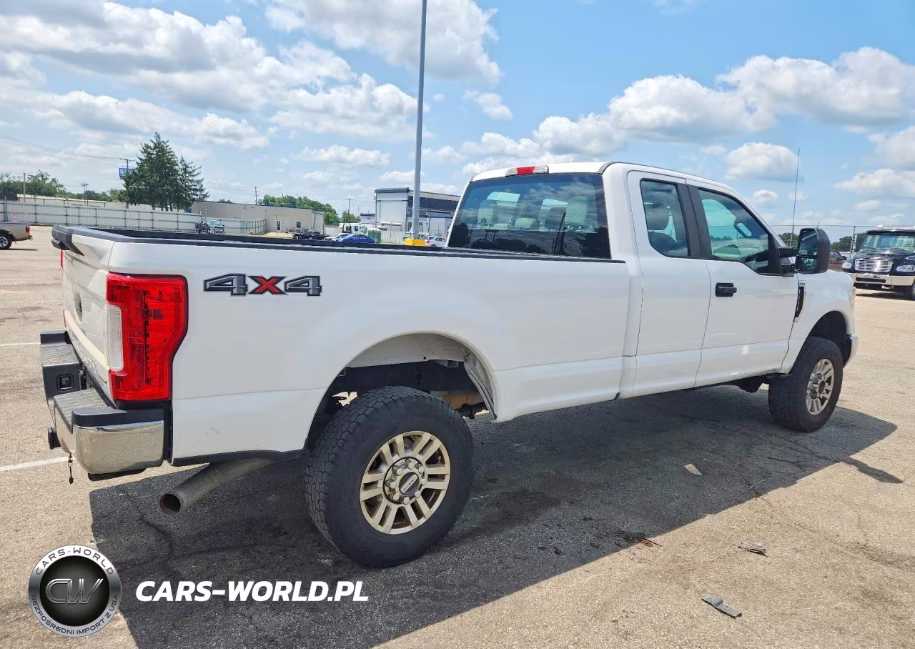 2017 Ford F250 Super Duty VIN:1FT7X2B64HEC89325 - 3