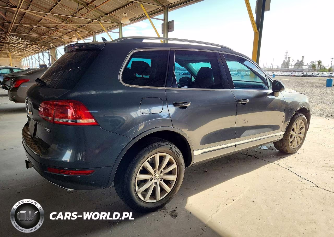 2012 Volkswagen Touareg V6 Tdi VIN:WVGFK9BP8CD000100 - 3