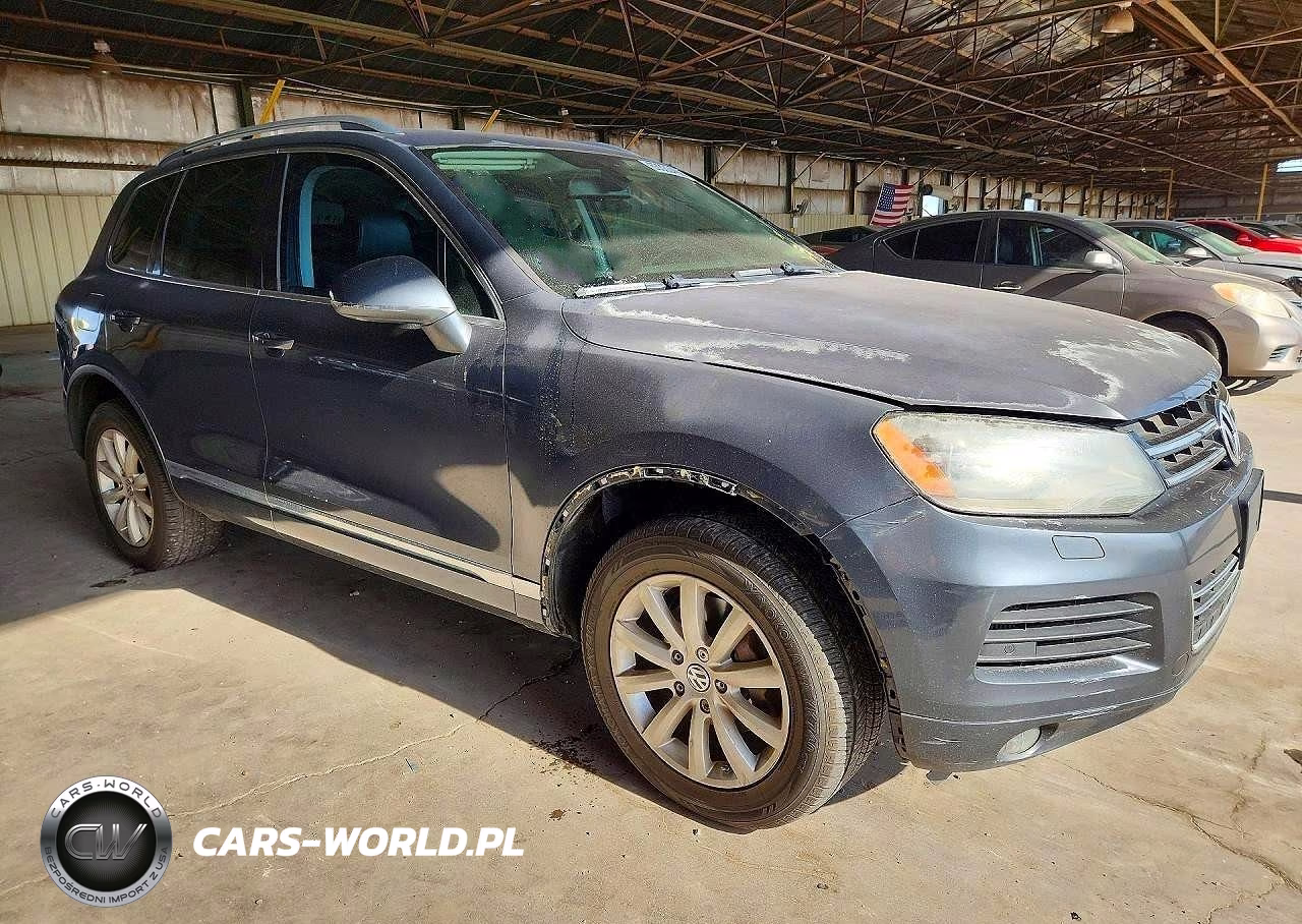 2012 Volkswagen Touareg V6 Tdi VIN:WVGFK9BP8CD000100 - 4