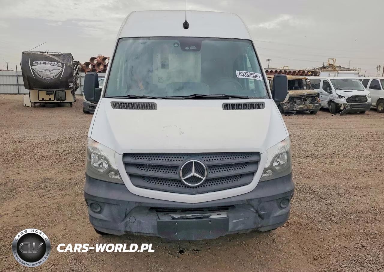 2018 Mercedes-Benz Sprinter 2500 Delivery Van VIN:WD3PE8CD2JP593540 - 5
