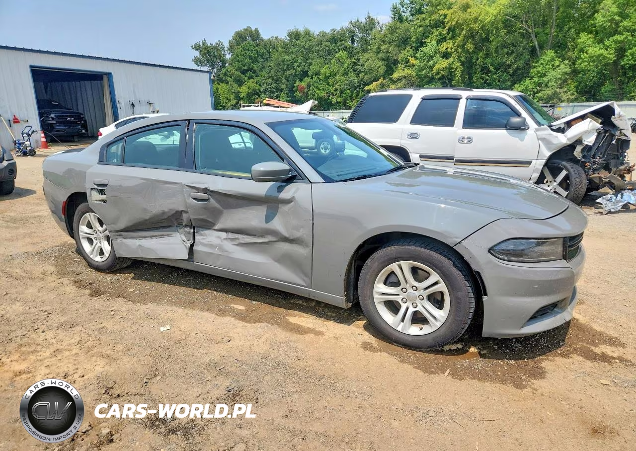 2018 Dodge Charger Sxt VIN:2C3CDXBG0JH173717 - 4