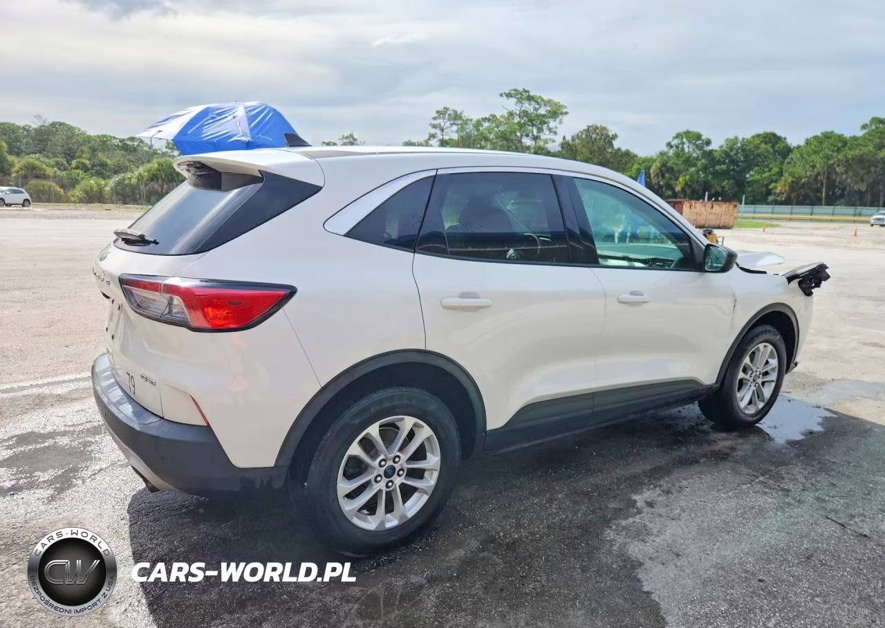 2022 Ford Escape Se VIN:1FMCU9G60NUA60517 - 3