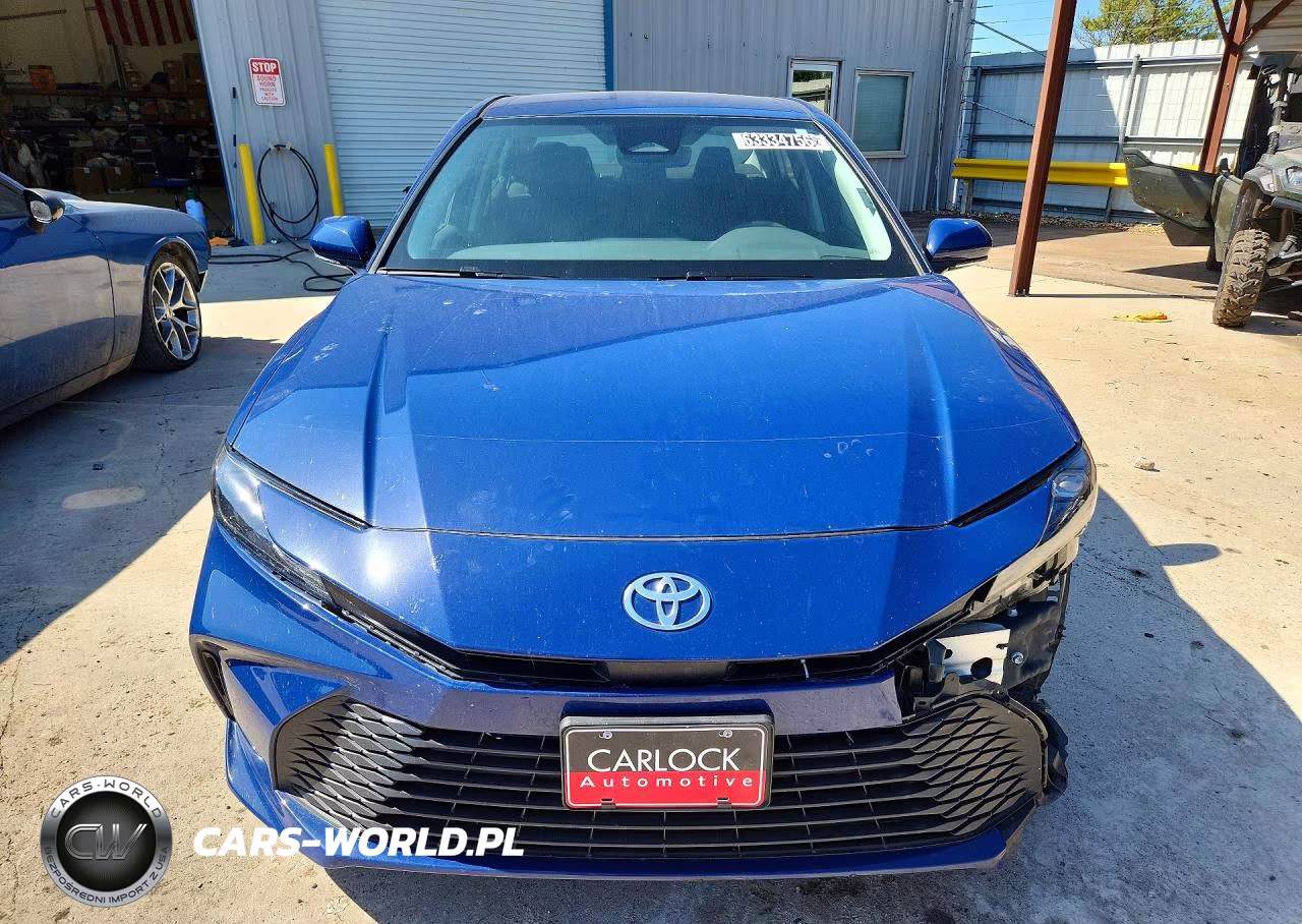 2026 Toyota Camry Le VIN:4T1DAACK2TU242640 - 5