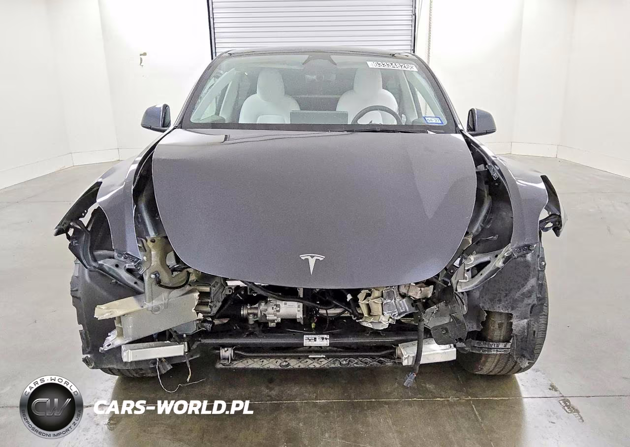 2025 Tesla Model Y VIN:7SAYGDED6SF237231 - 5