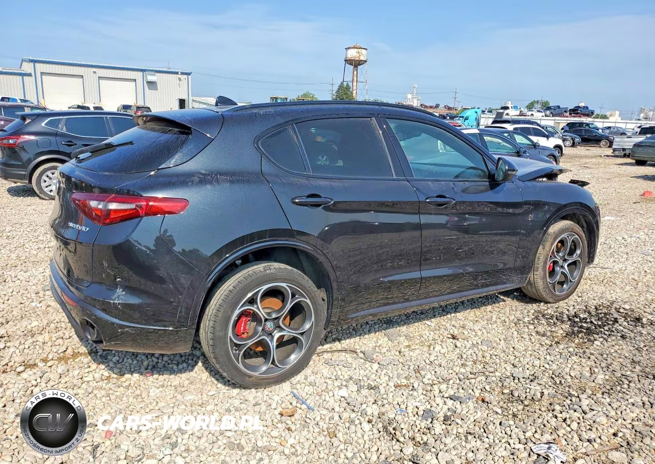 2021 Alfa Romeo Stelvio Ti VIN:ZASPAKBN9M7D15125 - 3