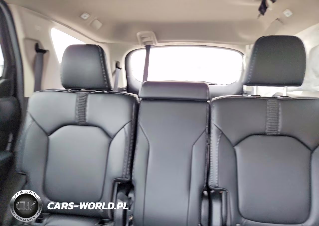 2024 Honda Pilot Touring VIN:5FNYG1H77RB020654 - 10