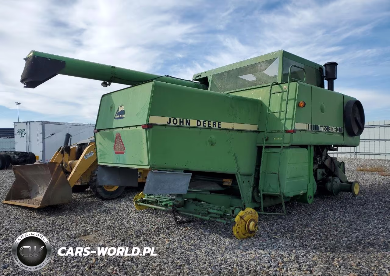 1986 John Deere 8820 Turbo Combine VIN:63335655 - 4