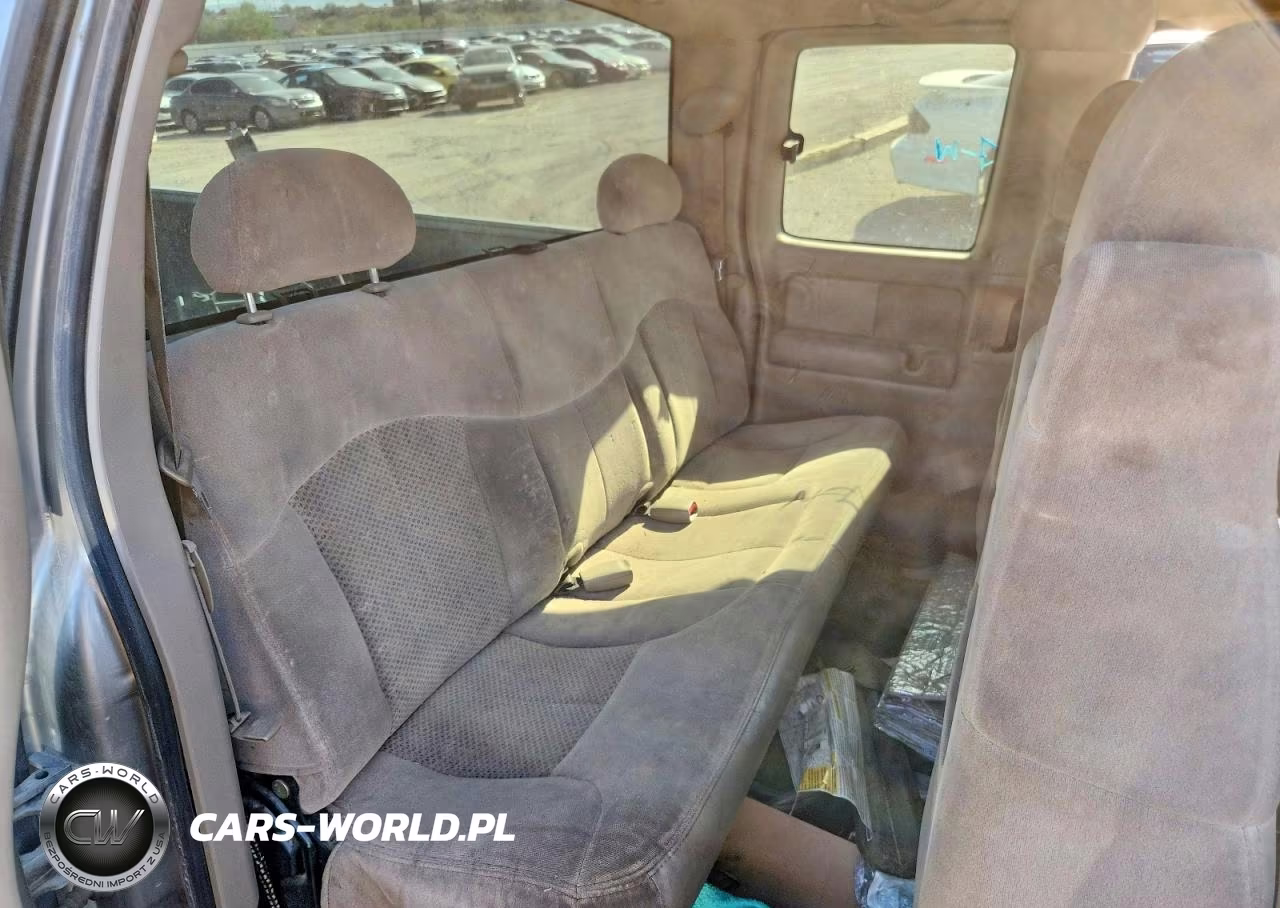2001 Chevrolet Silverado C1500 VIN:2GCEC19V411307825 - 10