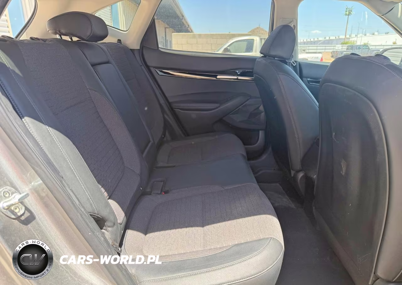 2021 Kia Seltos S VIN:KNDEU2AA8M7090475 - 10
