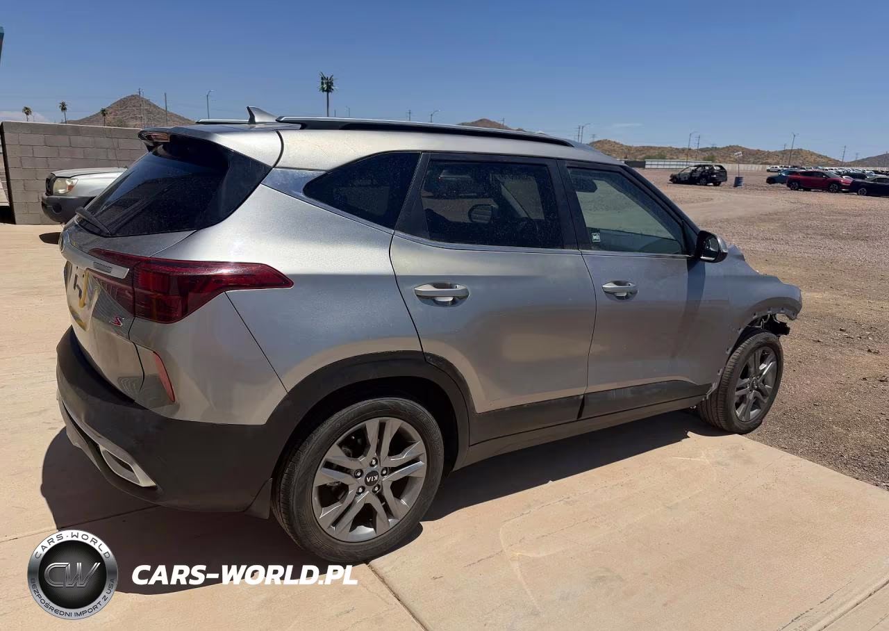 2021 Kia Seltos S VIN:KNDEU2AA8M7090475 - 3
