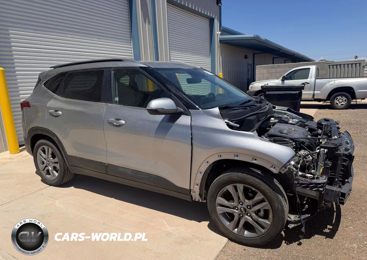2021 Kia Seltos S VIN:KNDEU2AA8M7090475 - 4