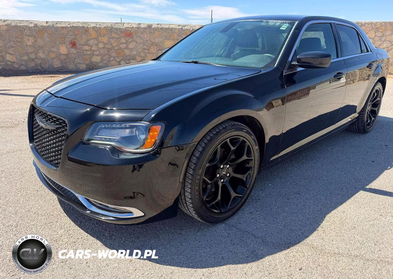 2015 Chrysler 300 VIN:2C3CCAAG0FH785943 - 2