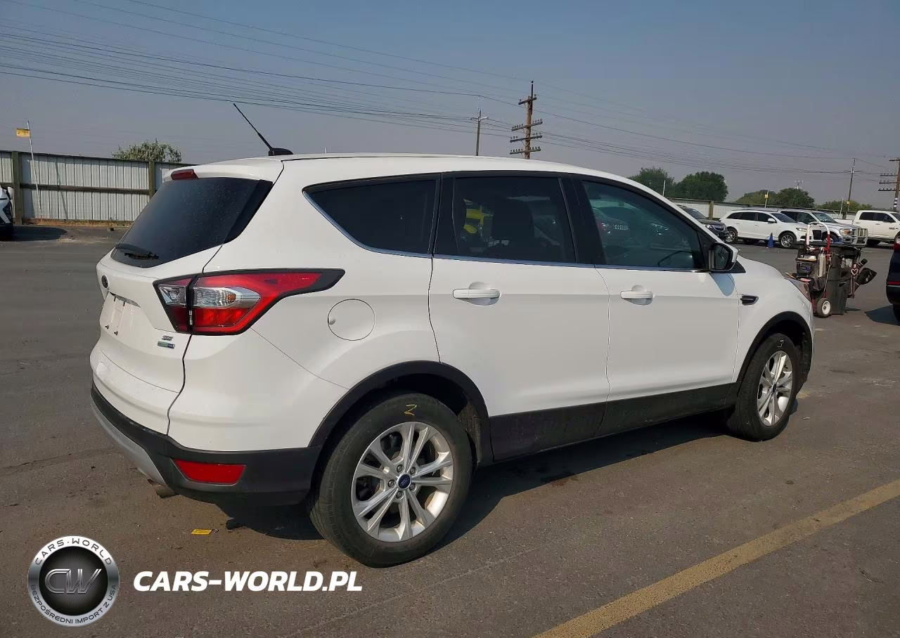 2017 Ford Escape Se VIN:1FMCU9GD0HUA69804 - 3