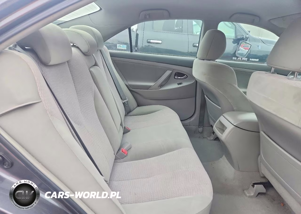 2011 Toyota Camry Le VIN:4T1BF3EKXBU684694 - 10