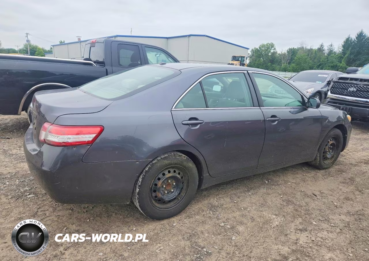2011 Toyota Camry Le VIN:4T1BF3EKXBU684694 - 3