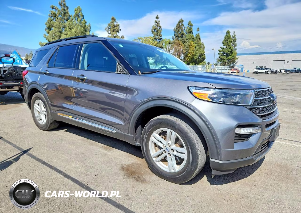 2024 Ford Explorer Xlt VIN:1FMSK7DH1RGA56038 - 4