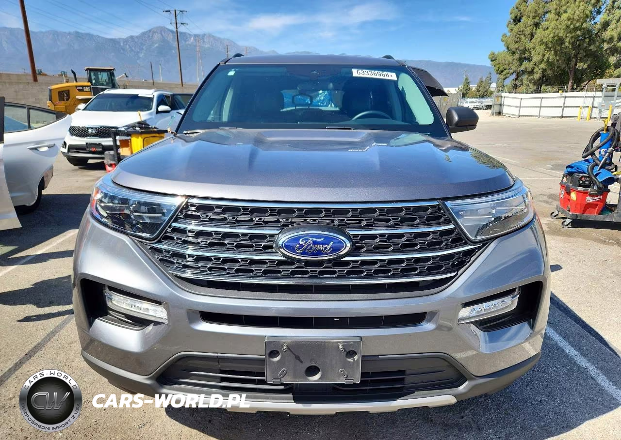 2024 Ford Explorer Xlt VIN:1FMSK7DH1RGA56038 - 5