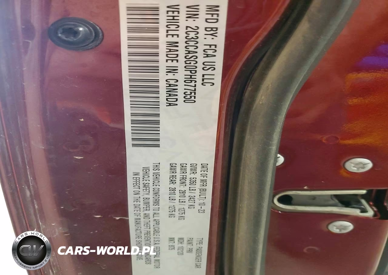 2023 Chrysler 300 Touring L VIN:2C3CCASG0PH677550 - 12