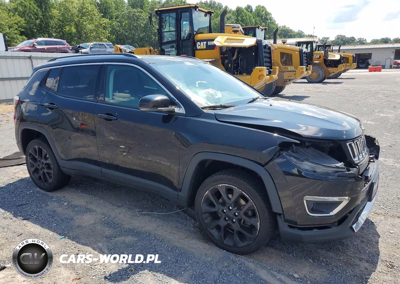2018 Jeep Compass Limited VIN:3C4NJDCB4JT105006 - 4