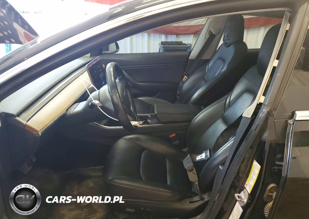 2019 Tesla Model 3 VIN:5YJ3E1EA5KF397781 - 7