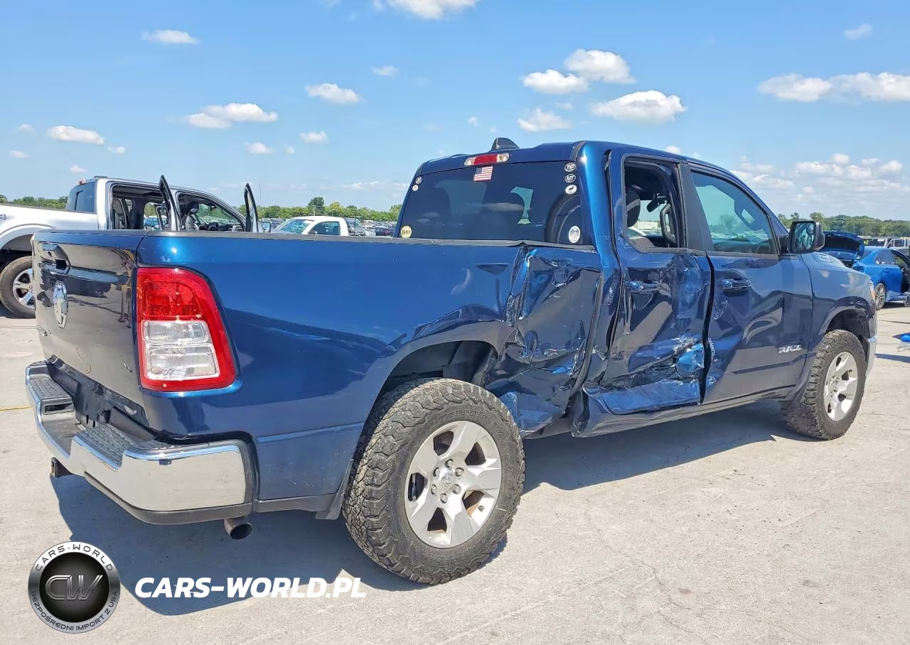 2021 Ram 1500 Big Horn-Lone Star VIN:1C6RREBG2MN828832 - 3